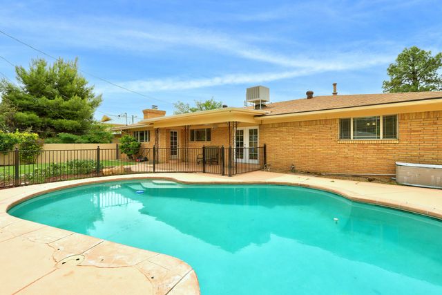 8222 Connecticut Street NE, Albuquerque, NM 87110