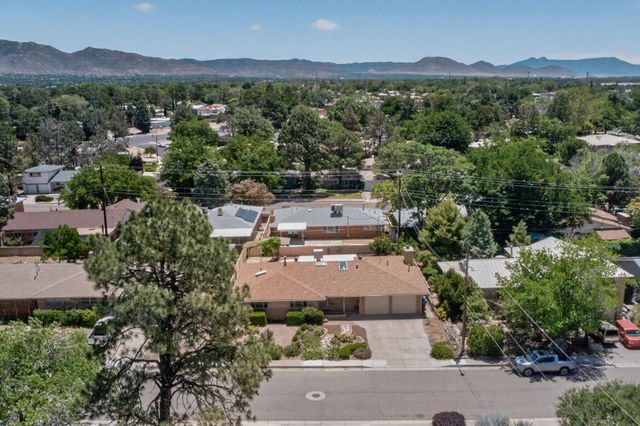 8222 Connecticut Street NE, Albuquerque, NM 87110