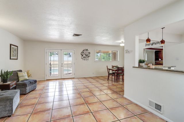 8222 Connecticut Street NE, Albuquerque, NM 87110