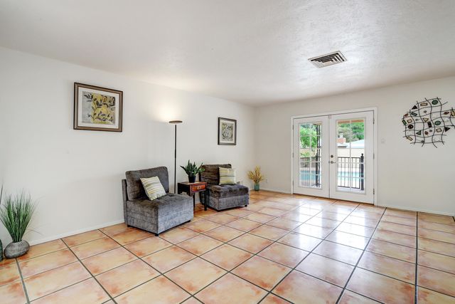 8222 Connecticut Street NE, Albuquerque, NM 87110