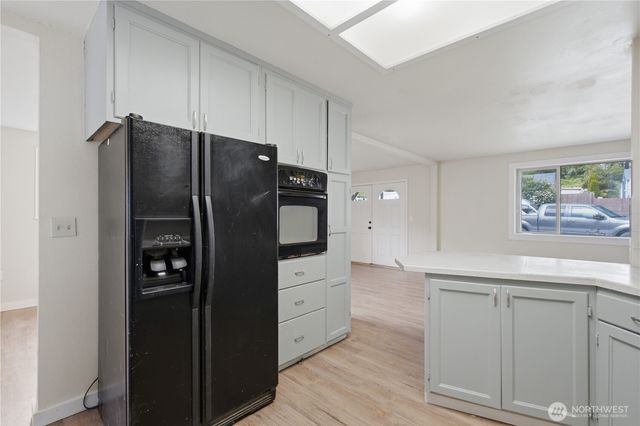 1126 Poindexter Avenue W, Bremerton, WA 98312