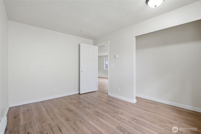 1126 Poindexter Avenue W, Bremerton, WA 98312
