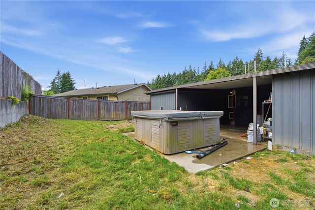1126 Poindexter Avenue W, Bremerton, WA 98312