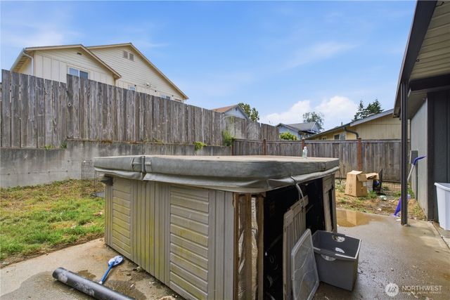 1126 Poindexter Avenue W, Bremerton, WA 98312