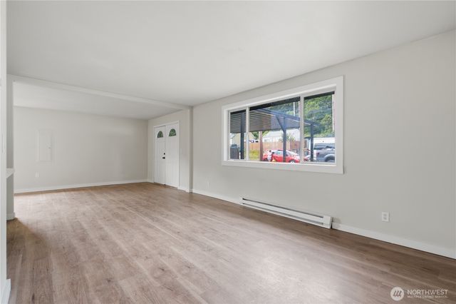 1126 Poindexter Avenue W, Bremerton, WA 98312