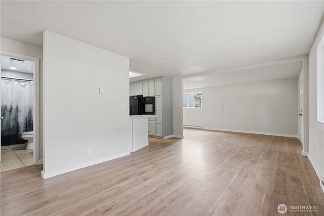 1126 Poindexter Avenue W, Bremerton, WA 98312