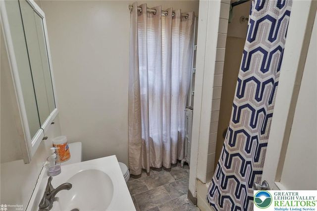 220 South Madison Street, Allentown City, PA 18102