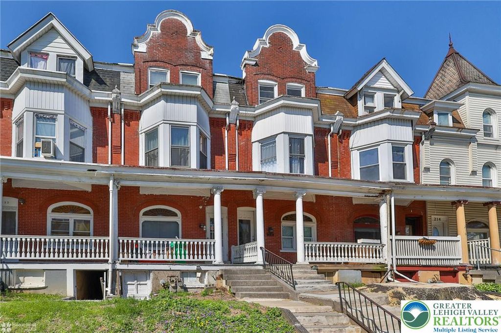 220 South Madison Street, Allentown City, PA 18102