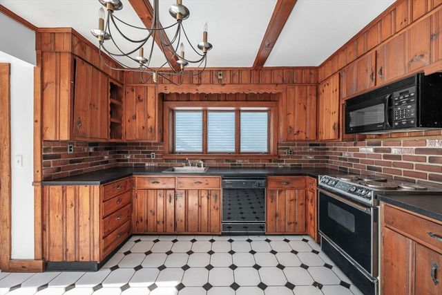 10 Arbutus Road, Swampscott, MA 01907