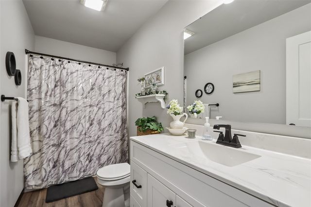 912 Prairie View Drive, West Branch, IA 52358