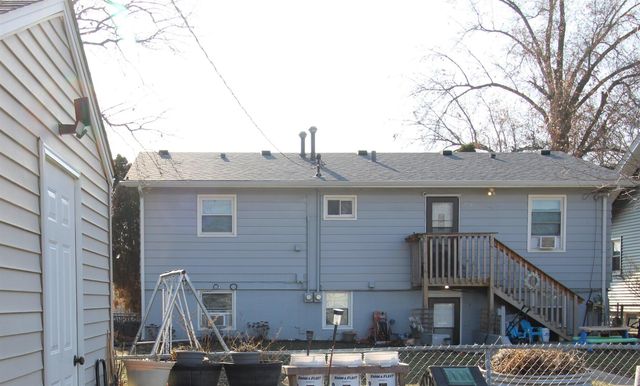 2150 Central Avenue, Bettendorf, IA 52722