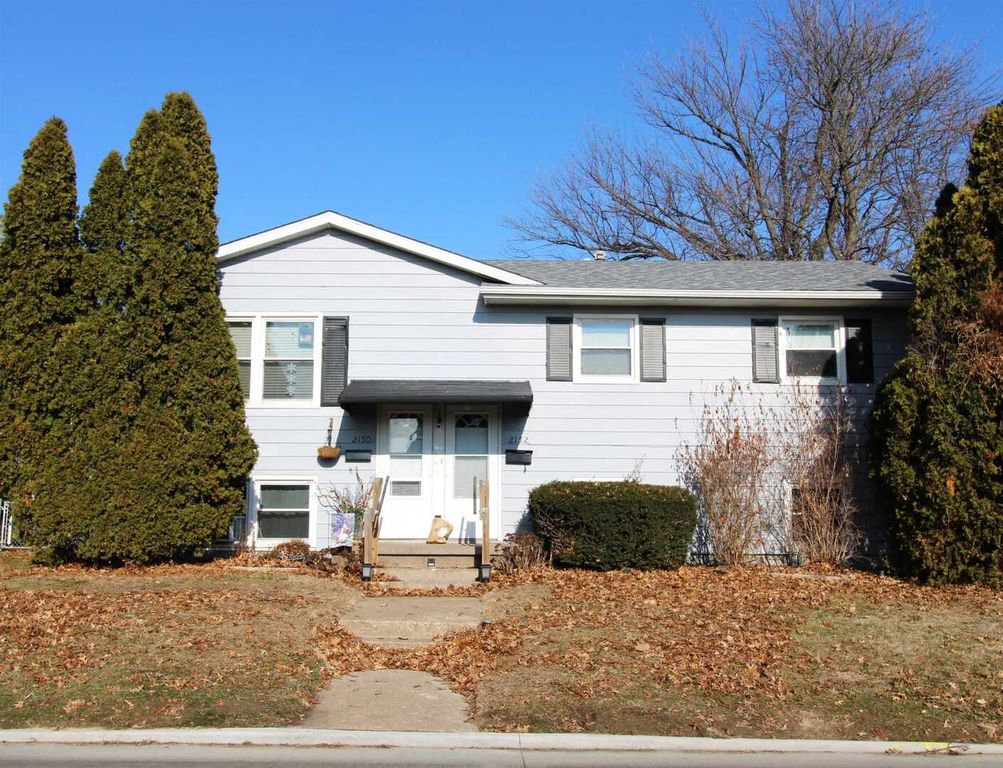 2150 Central Avenue, Bettendorf, IA 52722