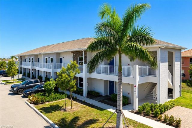 3313 SW 8th PL 202, Cape Coral, FL 33914