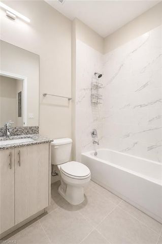 3313 SW 8th PL 202, Cape Coral, FL 33914