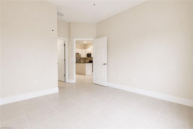 3313 SW 8th PL 202, Cape Coral, FL 33914