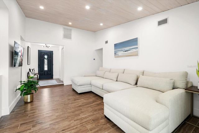 2634 CONCORDE COURT, Clearwater, FL 33761