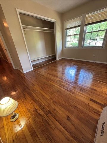 5055 CROWE Drive, Smyrna, GA 30082