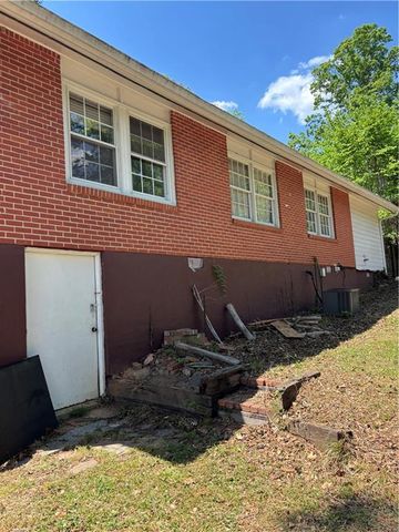 5055 CROWE Drive, Smyrna, GA 30082