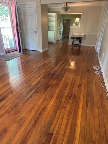 5055 CROWE Drive, Smyrna, GA 30082