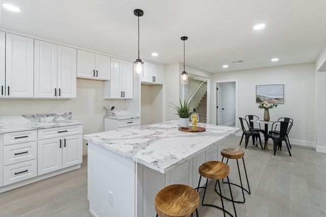 330 Tenaya Ave, Sacramento, CA 95833