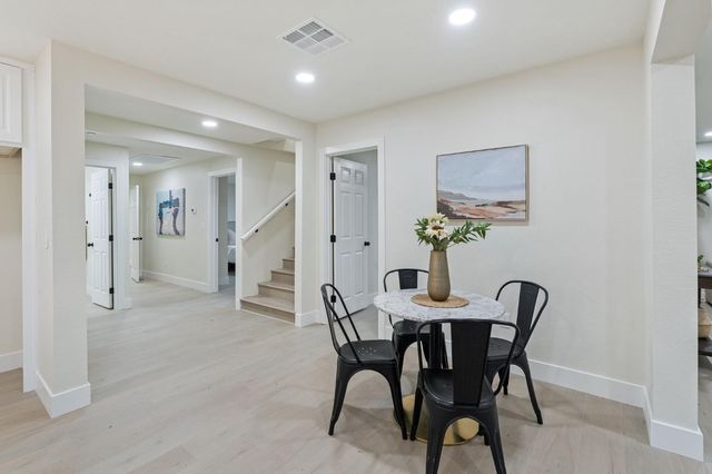 330 Tenaya Ave, Sacramento, CA 95833