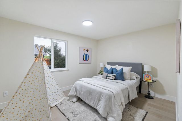 330 Tenaya Ave, Sacramento, CA 95833