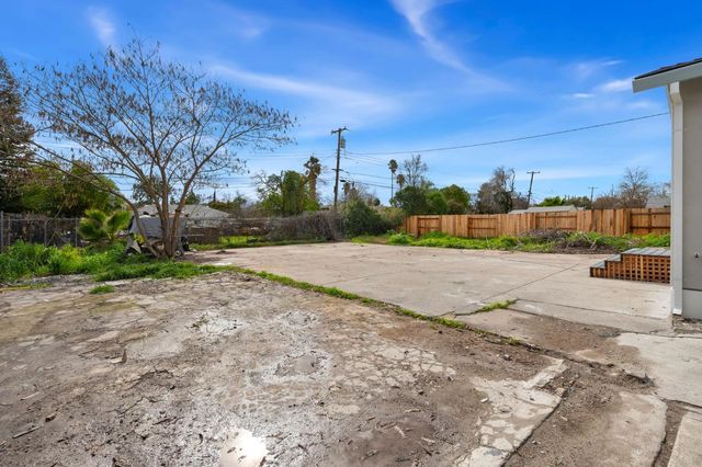 330 Tenaya Ave, Sacramento, CA 95833