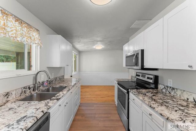 492 Melrose Drive, Idaho Falls, ID 83401