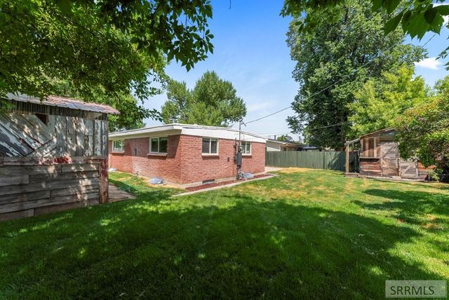 492 Melrose Drive, Idaho Falls, ID 83401