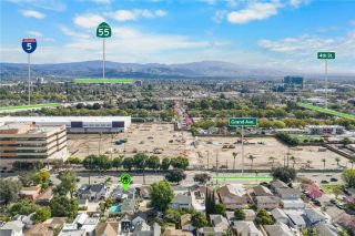 626 N Grand, Santa Ana, CA 92701