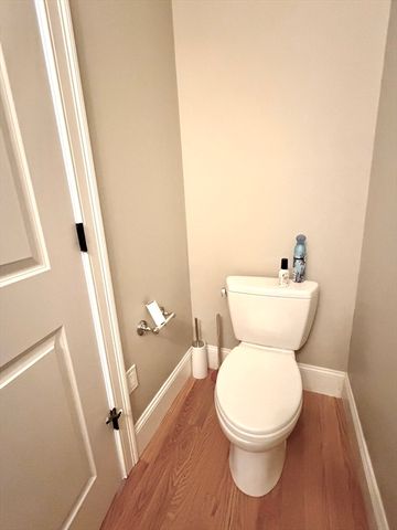 9 Park Street 4, Boston, MA 02122