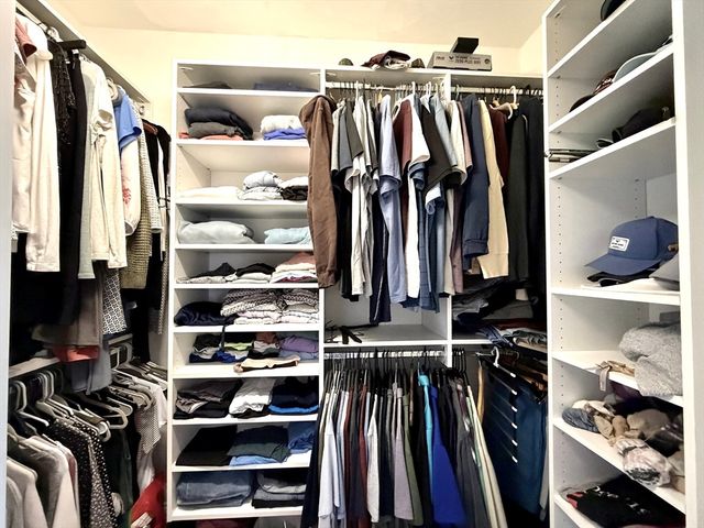 9 Park Street 4, Boston, MA 02122