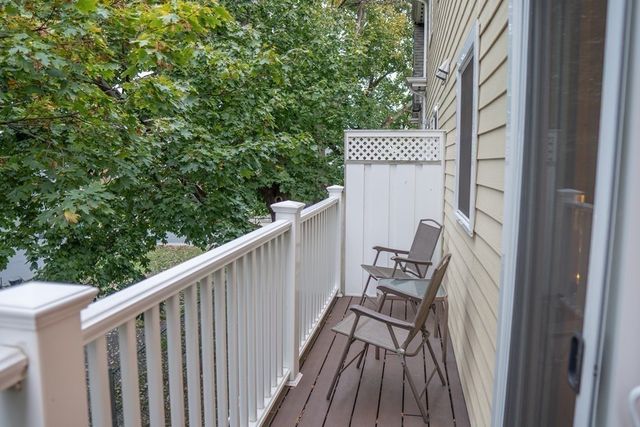 9 Park Street 4, Boston, MA 02122