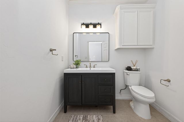 5030 Highland Pass, Montgomery, TX 77316