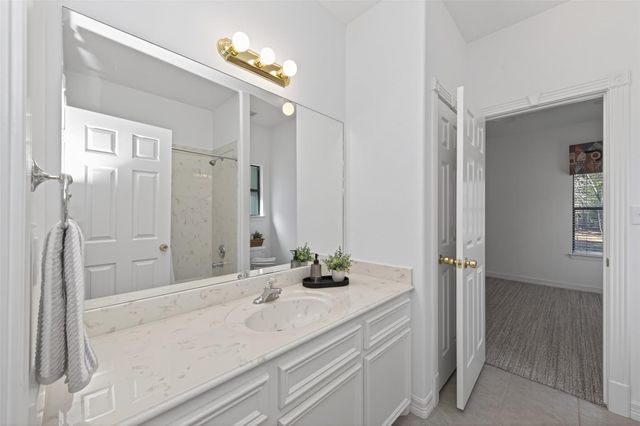 5030 Highland Pass, Montgomery, TX 77316