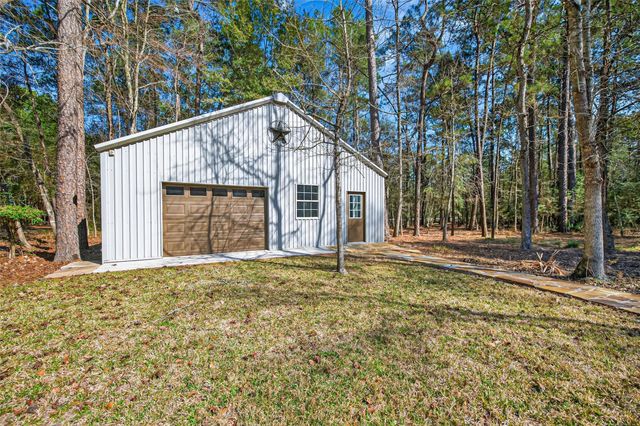 5030 Highland Pass, Montgomery, TX 77316