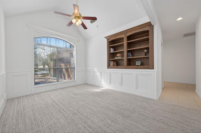 5030 Highland Pass, Montgomery, TX 77316