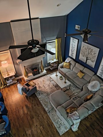 4104 Stony Point Dr, La Vergne, TN 37086