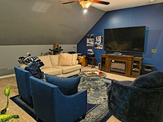 4104 Stony Point Dr, La Vergne, TN 37086