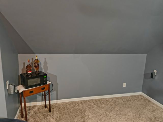 4104 Stony Point Dr, La Vergne, TN 37086