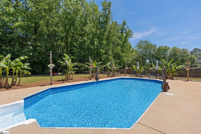 1017 Harness Trail, Simpsonville, SC 29681