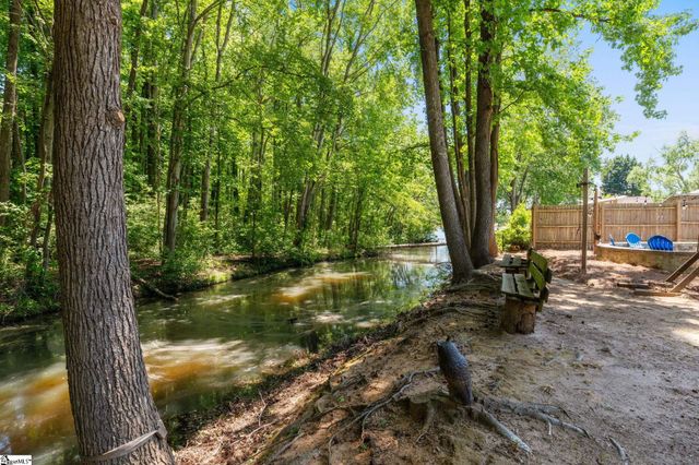 1017 Harness Trail, Simpsonville, SC 29681