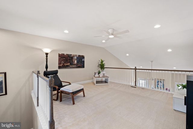 513 VALLEY RD, Newark, DE 19711