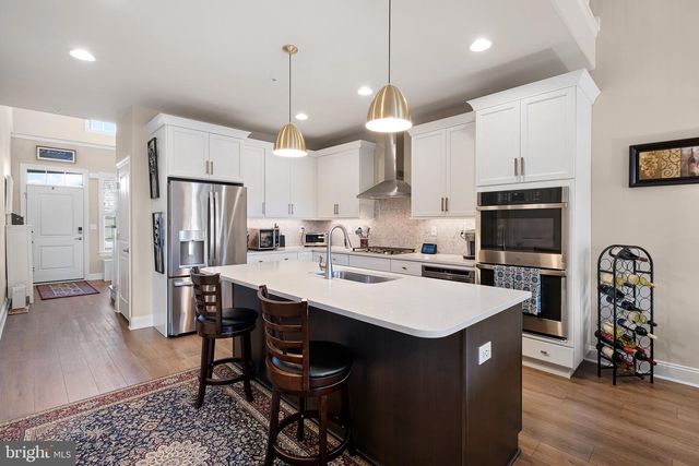 513 VALLEY RD, Newark, DE 19711