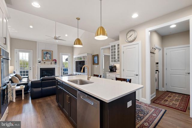 513 VALLEY RD, Newark, DE 19711