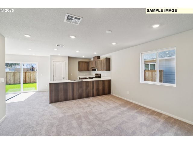 25254 Tanglewood Way, Veneta, OR 97487