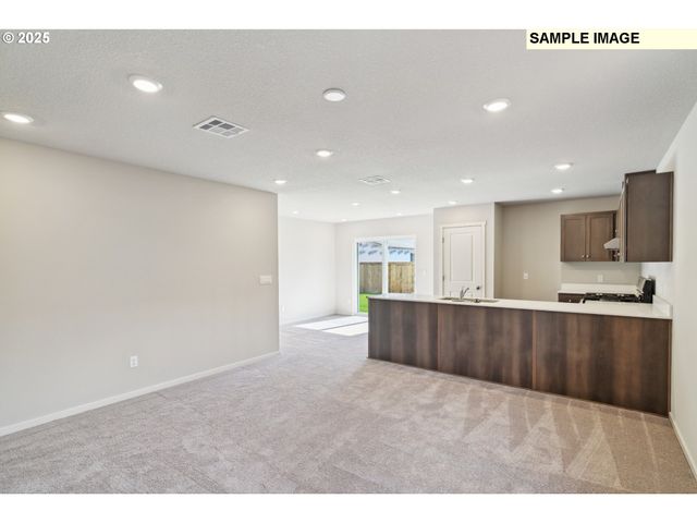 25254 Tanglewood Way, Veneta, OR 97487