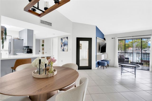 20761 NE 4th Pl 205, Miami, FL 33179