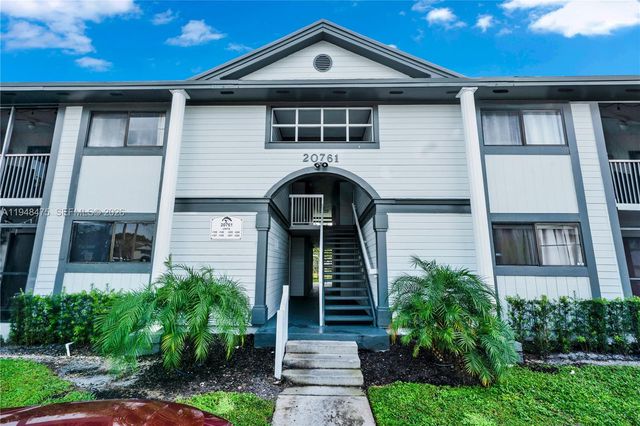 20761 NE 4th Pl 205, Miami, FL 33179