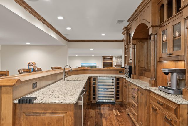 19750 Muirfield Circle, Excelsior, MN 55331